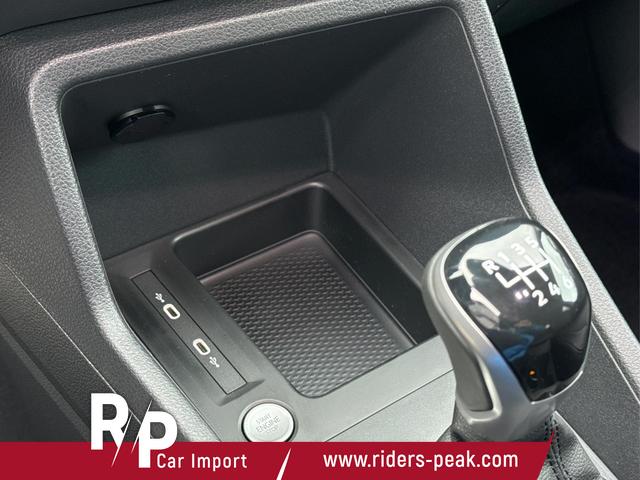 Volkswagen / Caddy / / / / 4x4+NAVI+AHK+ACC+SHZ+KAMERA+LED+PDC