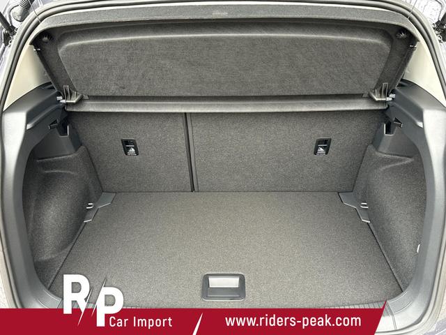 Volkswagen / T-Cross / Grau / / / MATRIX+KAMERA+ACC+KLIMA+SHZ+17 LM+KEYLESS