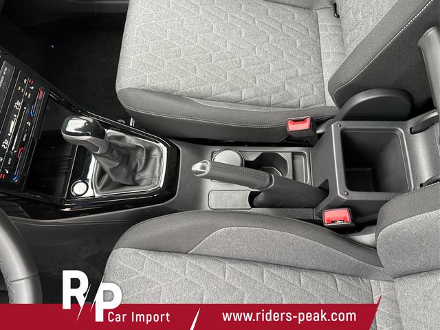 Volkswagen / T-Cross / Schwarz / / / MATRIX+KAMERA+ACC+KLIMA+SHZ+17 LM+KEYLESS