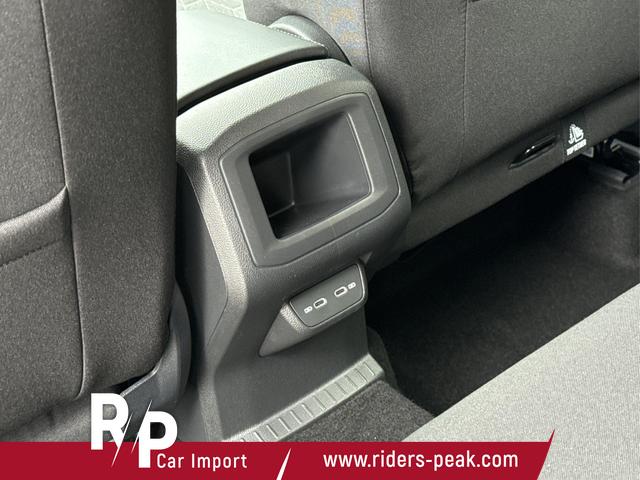 Volkswagen / T-Cross / Schwarz / / / MATRIX+KAMERA+ACC+KLIMA+SHZ+17 LM+KEYLESS