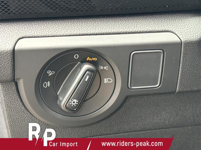 Volkswagen / T-Cross / Schwarz / / / MATRIX+KAMERA+ACC+KLIMA+SHZ+17 LM+KEYLESS