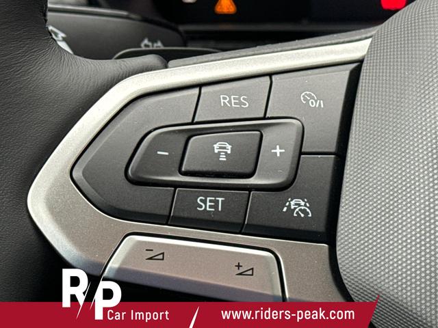 Volkswagen / T-Cross / Schwarz / / / MATRIX+KAMERA+ACC+KLIMA+SHZ+17 LM+KEYLESS