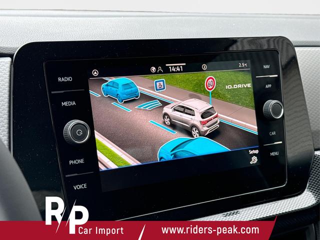 Volkswagen / T-Cross / Schwarz / / / MATRIX+KAMERA+ACC+KLIMA+SHZ+17 LM+KEYLESS