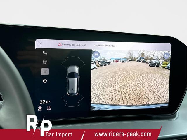 Audi / Q3 / Schwarz / / / SUV *Neues Modell*NAVI+ACC+KAMERA+PDC+EL. HECKKL.+LED, Beispielbilder, ggf. teilweise mit Sonderausstattung