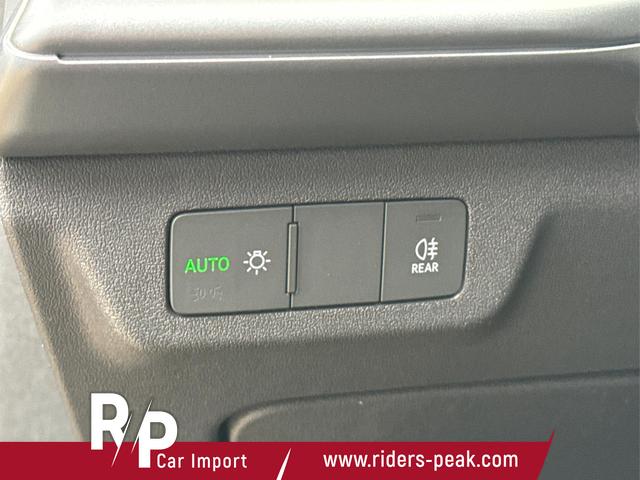 Audi / Q3 / Schwarz / / / SUV *Neues Modell*NAVI+ACC+KAMERA+PDC+EL. HECKKL.+LED, Beispielbilder, ggf. teilweise mit Sonderausstattung