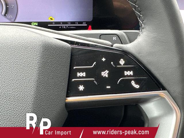 Audi / Q3 / Schwarz / / / SUV *Neues Modell*NAVI+ACC+KAMERA+PDC+EL. HECKKL.+LED, Beispielbilder, ggf. teilweise mit Sonderausstattung