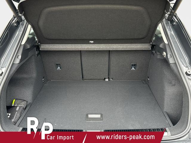 Audi / Q3 / Grau / / / *Neues Modell*NAVI+ACC+KAMERA+PDC+EL. HECKKL.+LED