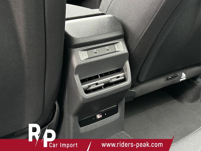 Audi / Q3 / Grau / / / *Neues Modell*NAVI+ACC+KAMERA+PDC+EL. HECKKL.+LED