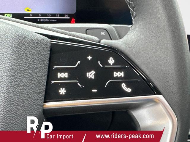 Audi / Q3 / Grau / / / *Neues Modell*NAVI+ACC+KAMERA+PDC+EL. HECKKL.+LED