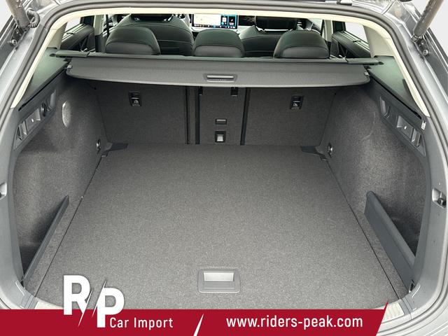Volkswagen / Passat Variant / Grau / / / DSG+PANO+NAVI+MATRIX+360 KAM+MASSAGE+ACC+18 LM