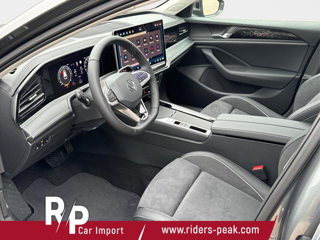 Volkswagen / Passat Variant / Grau / / / DSG+PANO+NAVI+MATRIX+360 KAM+MASSAGE+ACC+18 LM
