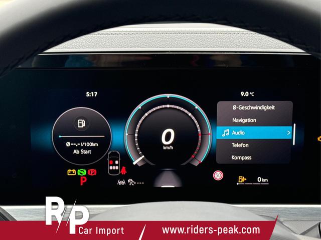 Volkswagen / Passat Variant / Grau / / / DSG+PANO+NAVI+MATRIX+360 KAM+MASSAGE+ACC+18 LM