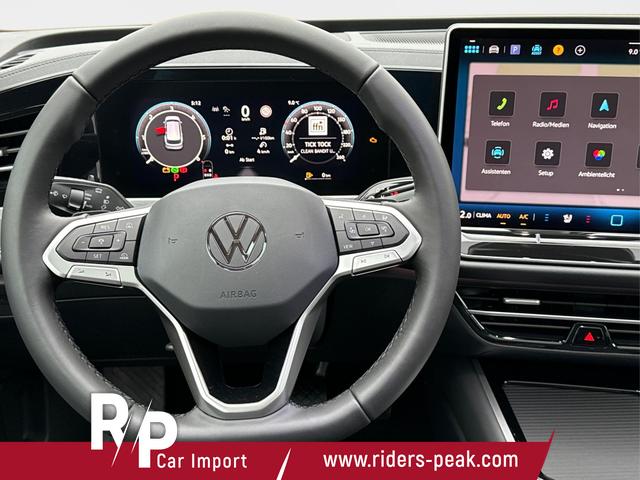 Volkswagen / Passat Variant / Grau / / / DSG+PANO+NAVI+MATRIX+360 KAM+MASSAGE+ACC+18 LM