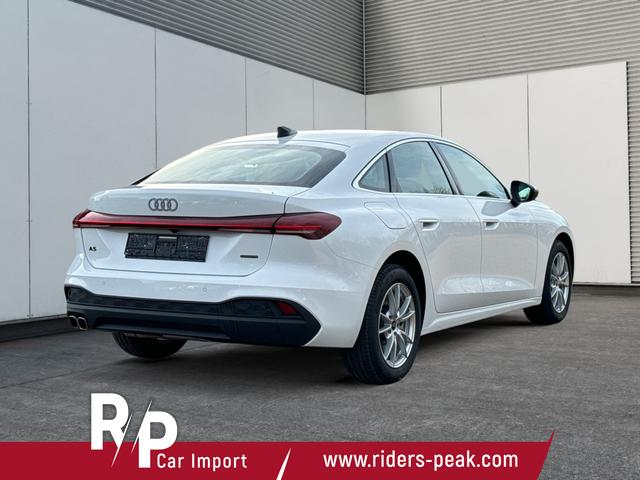 Audi / A5 / / / / quattro NAVI+EL. HECKKL.+PDC+LED+17 LM