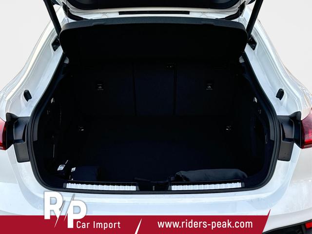 Audi / A5 / / / / quattro NAVI+EL. HECKKL.+PDC+LED+17 LM