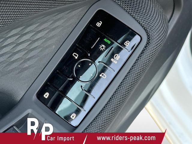 Audi / A5 / / / / quattro NAVI+EL. HECKKL.+PDC+LED+17 LM