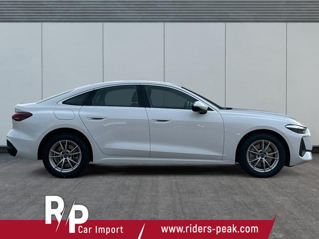 Audi / A5 / / / / quattro NAVI+EL. HECKKL.+PDC+LED+17 LM