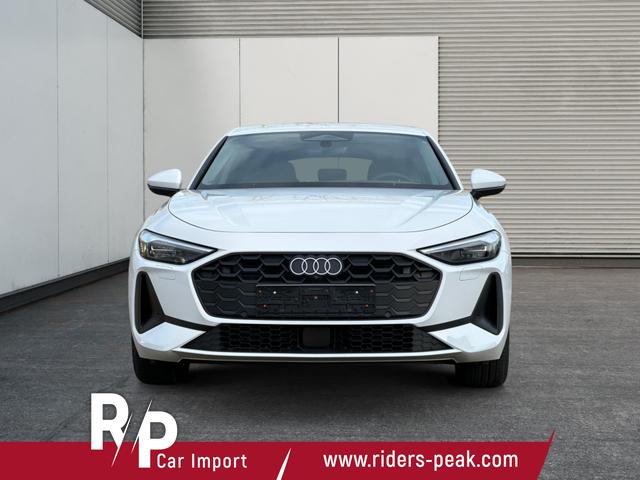 Audi / A5 / / / / quattro NAVI+EL. HECKKL.+PDC+LED+17 LM