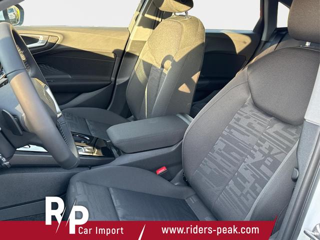 Audi / A5 / / / / quattro NAVI+EL. HECKKL.+PDC+LED+17 LM