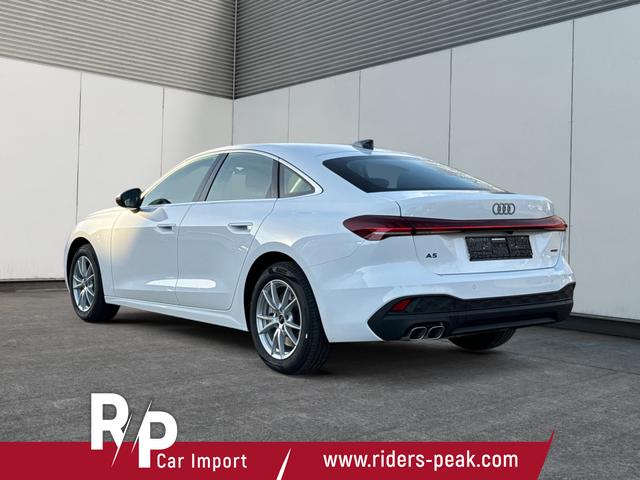 Audi / A5 / / / / quattro NAVI+EL. HECKKL.+PDC+LED+17 LM