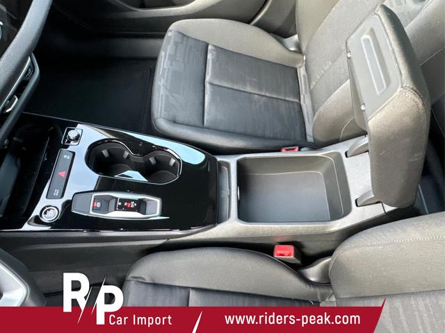 Audi / A5 / / / / quattro NAVI+EL. HECKKL.+PDC+LED+17 LM, Beispielbilder, ggf. teilweise mit Sonderausstattung