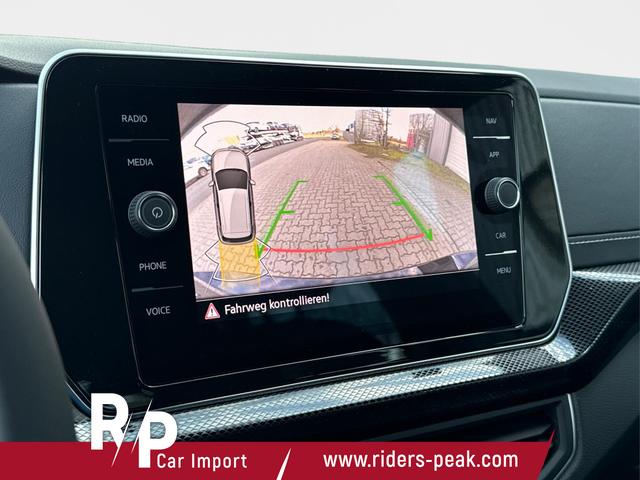 Volkswagen / T-Cross / Schwarz / / / AHK+KAMERA+IQ-LIGHT+SUNSET+PDC+18 LM, Beispielbilder, ggf. teilweise mit Sonderausstattung