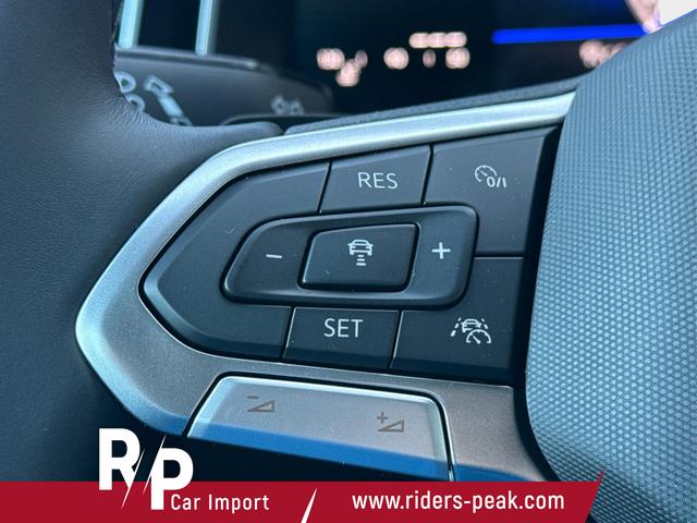 Volkswagen / Taigo / Silber / / / MATRIX+Keyless+KAMERA+18ALU+ACC+SHZ, Beispielbilder, ggf. teilweise mit Sonderausstattung