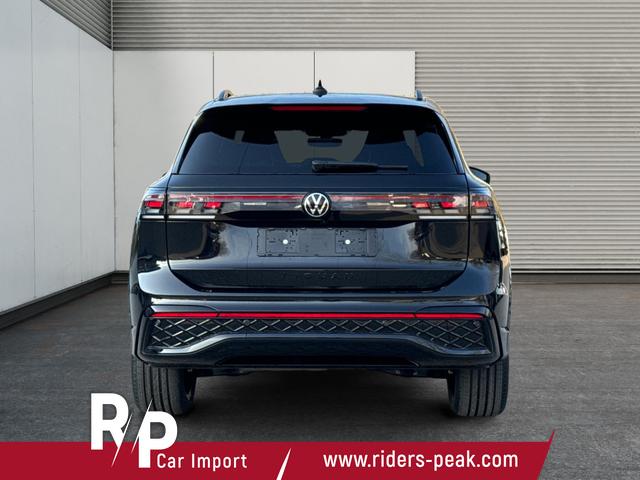 Volkswagen / Tiguan / Schwarz / / / 4 MOT+AHK+NAVI+PANORAMA+EL. HECK.+20 ALU