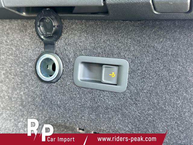 Skoda / Kodiaq / Grau / / / 4x4+PANO+AHK+MATRIX+KAMERA+eHK+19ALU, Beispielbilder, ggf. teilweise mit Sonderausstattung