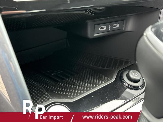 Volkswagen / T-Roc / / / / MATRIX LED+ KAMERA+ EL. HECKKL.+PDC+SHZ, Beispielbilder, ggf. teilweise mit Sonderausstattung