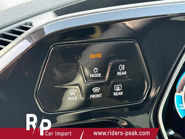 Volkswagen / Caddy Maxi / / / / Caddy Maxi NAVI+AHK+SHZ+LED+ KAMERA+PDC+ LANE ASSIST