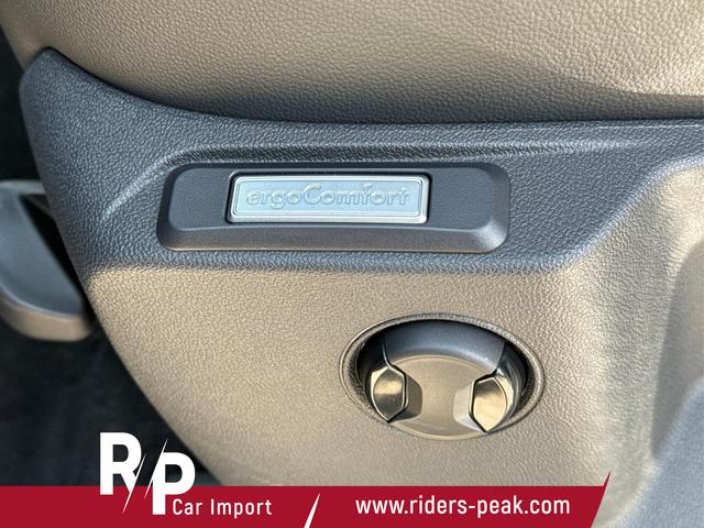 Volkswagen / Caddy Maxi / / / / Caddy Maxi NAVI+AHK+SHZ+LED+ KAMERA+PDC+ LANE ASSIST