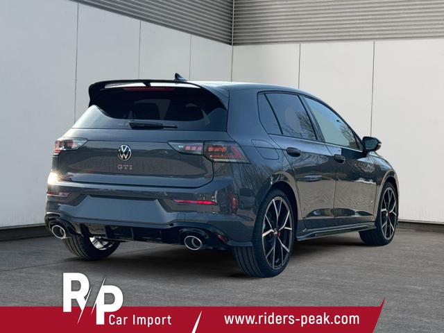 Volkswagen / Golf / / / / PANO+MATRIX+HUD+HARMAN+NAVI+360 KAMERA+19 LM, Beispielbilder, ggf. teilweise mit Sonderausstattung