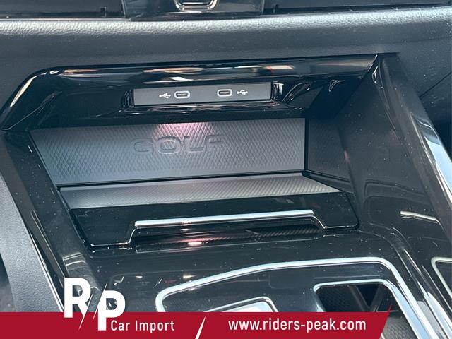 Volkswagen / Golf / / / / PANO+MATRIX+HUD+HARMAN+NAVI+360 KAMERA+19 LM, Beispielbilder, ggf. teilweise mit Sonderausstattung