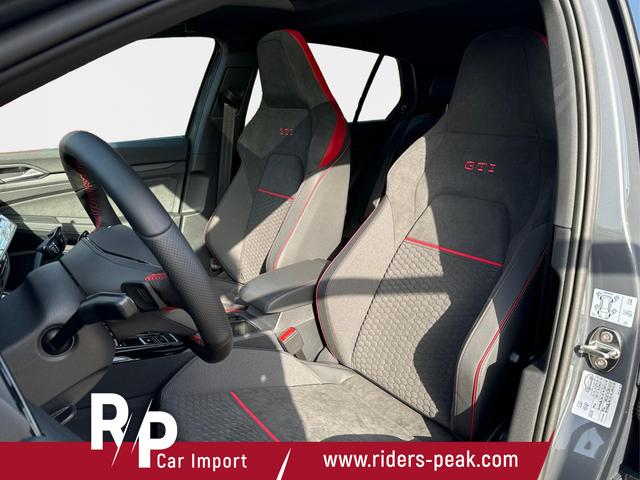 Volkswagen / Golf / / / / PANO+MATRIX+HUD+HARMAN+NAVI+360 KAMERA+19 LM, Beispielbilder, ggf. teilweise mit Sonderausstattung