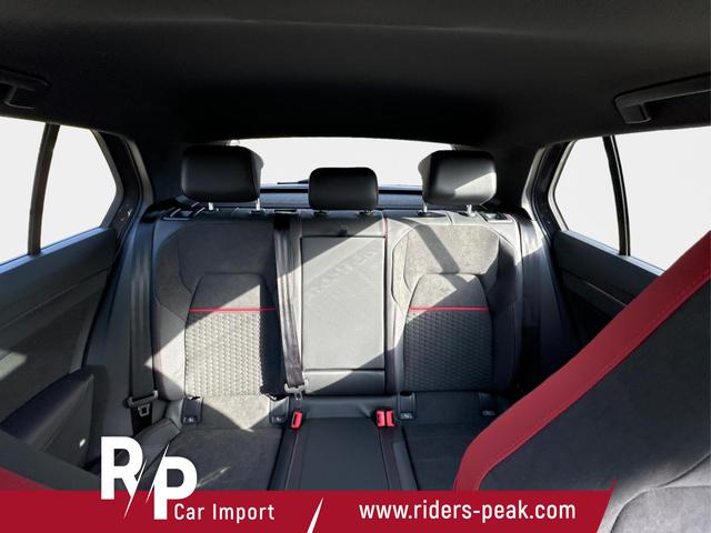 Volkswagen / Golf / / / / PANO+MATRIX+HUD+HARMAN+NAVI+360 KAMERA+19 LM, Beispielbilder, ggf. teilweise mit Sonderausstattung