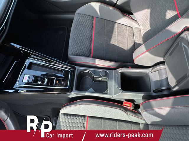 Volkswagen / Golf / / / / PANO+MATRIX+HUD+HARMAN+NAVI+360 KAMERA+19 LM