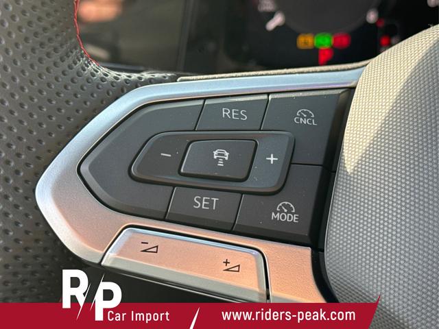 Volkswagen / Golf / / / / PANO+MATRIX+HUD+HARMAN+NAVI+360 KAMERA+19 LM