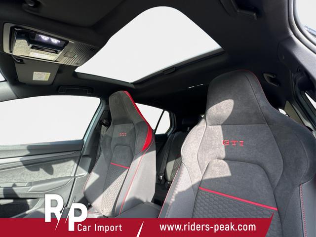 Volkswagen / Golf / / / / PANO+MATRIX+HUD+HARMAN+NAVI+360 KAMERA+19 LM