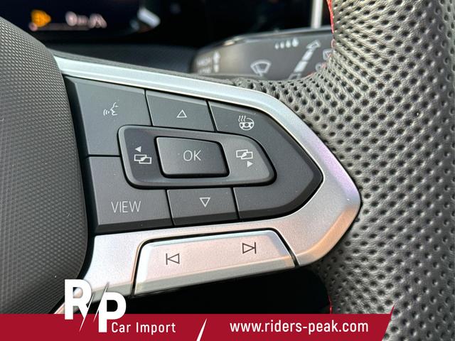 Volkswagen / Golf / / / / PANO+MATRIX+HUD+HARMAN+NAVI+360 KAMERA+19 LM