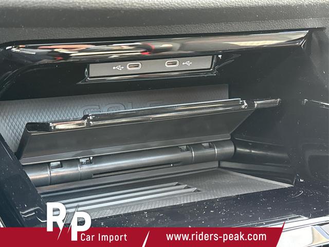 Volkswagen / Golf / / / / PANO+MATRIX+HUD+HARMAN+NAVI+360 KAMERA+19 LM