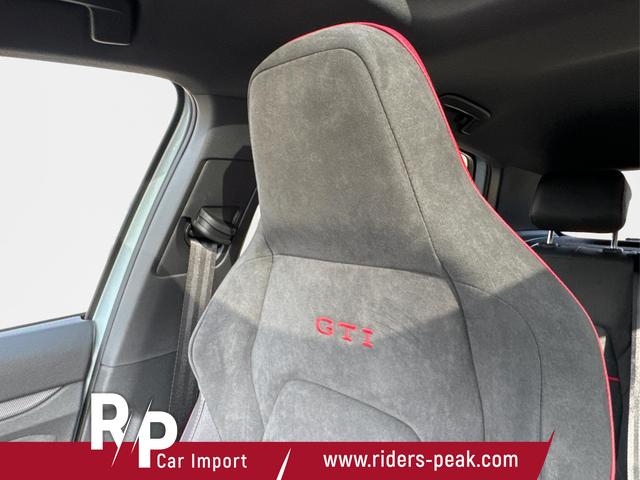 Volkswagen / Golf / / / / PANO+MATRIX+HUD+HARMAN+NAVI+360 KAMERA+19 LM