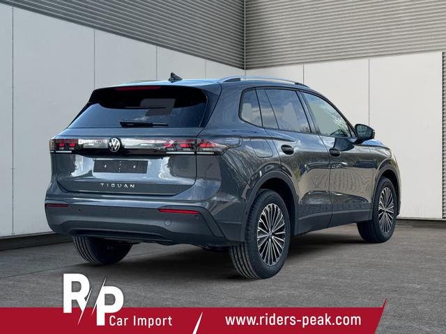 Volkswagen / Tiguan / Grau / / / (Life+) AHK+LED+ACC+KAMERA+el.HECKKL.+SHZ+18ALU