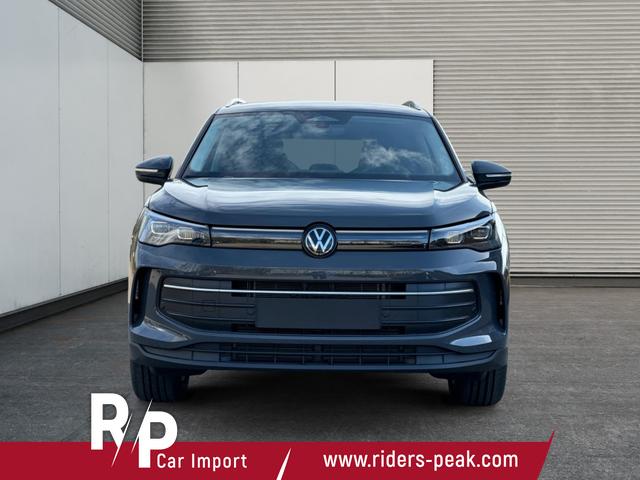 Volkswagen / Tiguan / Grau / / / (Life+) AHK+LED+ACC+KAMERA+el.HECKKL.+SHZ+18ALU