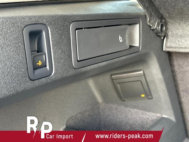 Volkswagen / Tiguan / Grau / / / (Life+) AHK+LED+ACC+KAMERA+el.HECKKL.+SHZ+18ALU