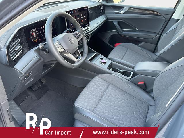 Volkswagen / Tiguan / Grau / / / (Life+) AHK+LED+ACC+KAMERA+el.HECKKL.+SHZ+18ALU