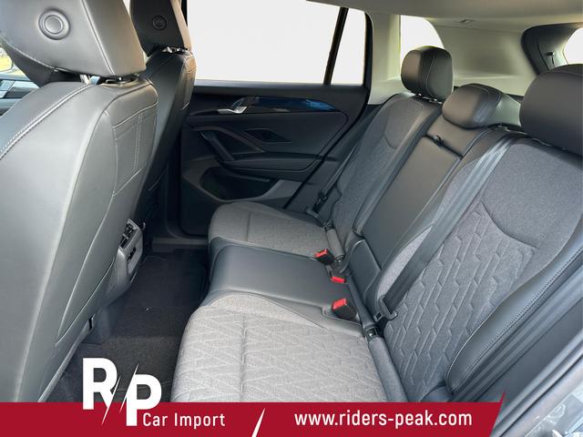 Volkswagen / Tiguan / Grau / / / (Life+) AHK+LED+ACC+KAMERA+el.HECKKL.+SHZ+18ALU