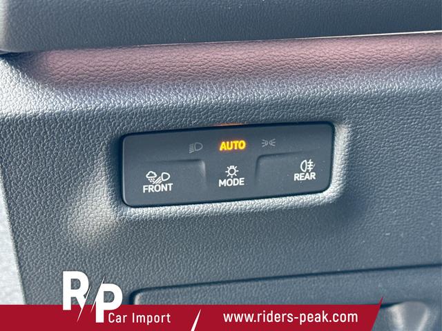 Volkswagen / Tiguan / Grau / / / (Life+) AHK+LED+ACC+KAMERA+el.HECKKL.+SHZ+18ALU