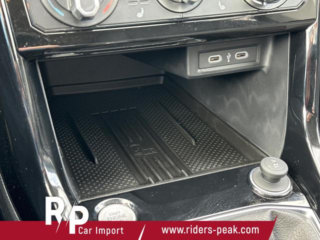 Volkswagen / T-Cross / / / / (Life+) SHZ+KAMERA+APP+KLIMA+LED+17'' ALU