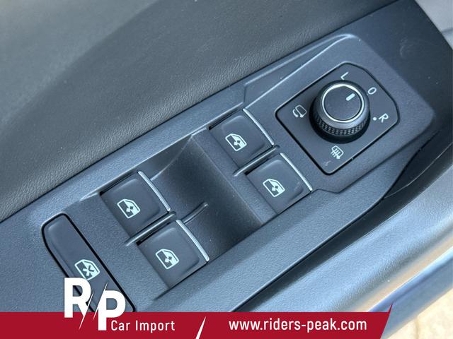 Volkswagen / T-Cross / / / / NAVI+SHZ+MATRIX+ACC+KAMERA+18'' ALU